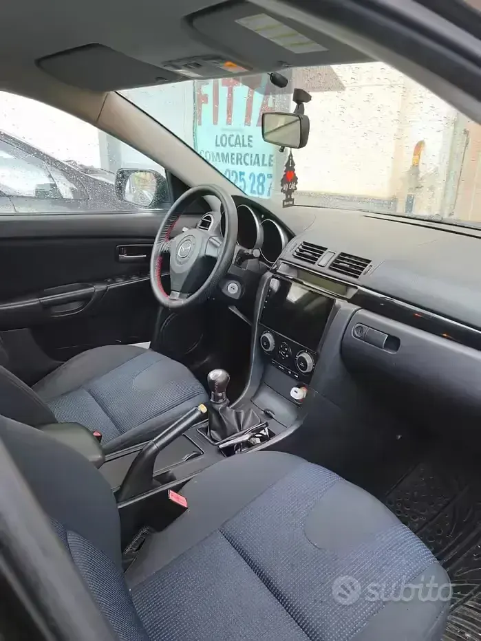 Usata Mazda 3 105 CV (77 kW) 2006 Nero Berlina
