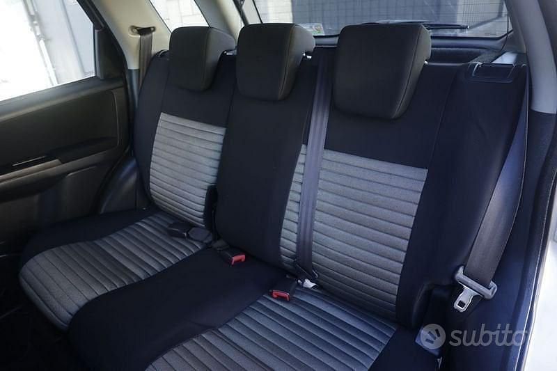 Usata Fiat Sedici Dynamic 135 CV (99 kW) 2012 Grigio SUV