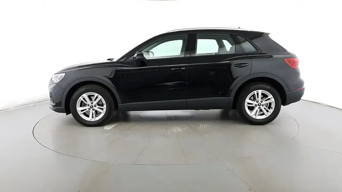 Usata Audi Q3 Business 150 CV (110 kW) 2022 Nero mito metallizzato SUV