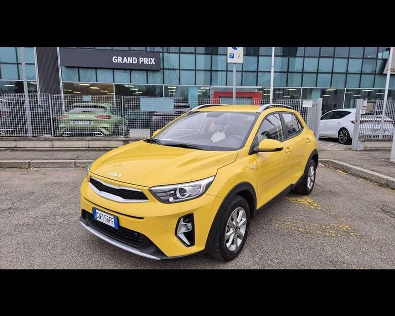 Giallo Usata 2023 Kia Stonic Style SUV | 15.500 € (Ottimo prezzo) - Immagine 1/4
