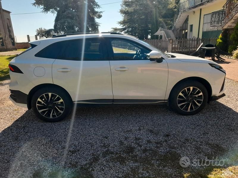 Usata EVO Evo 6 177 CV (130 kW) 2024 Bianco SUV