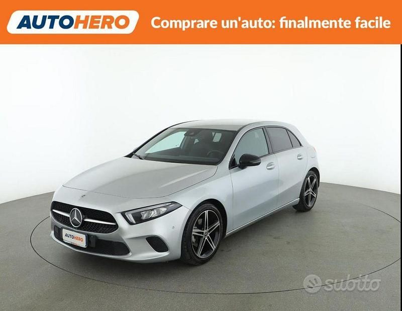 Usata Mercedes A180 135 CV (99 kW) 2022 Grigio Berlina