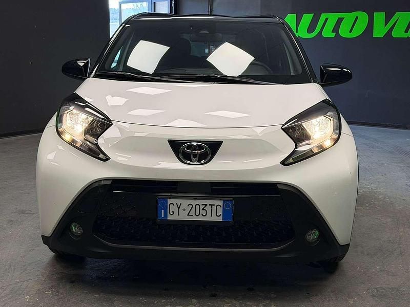 Usata Toyota Aygo X Trend 72 CV (52 kW) 2025 Bianco SUV