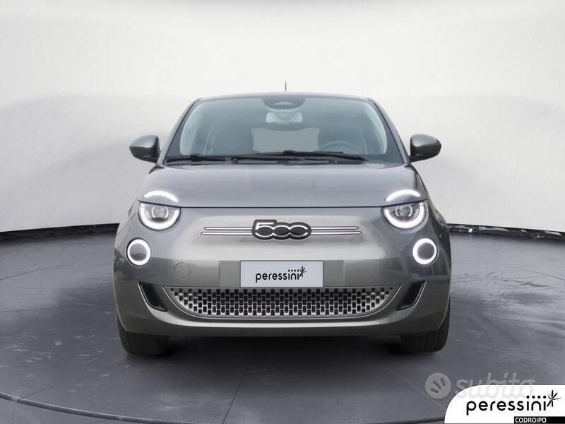 Second-hand Fiat 500e Icon 86 kW (118 CP) 2021 Gri Cabrio