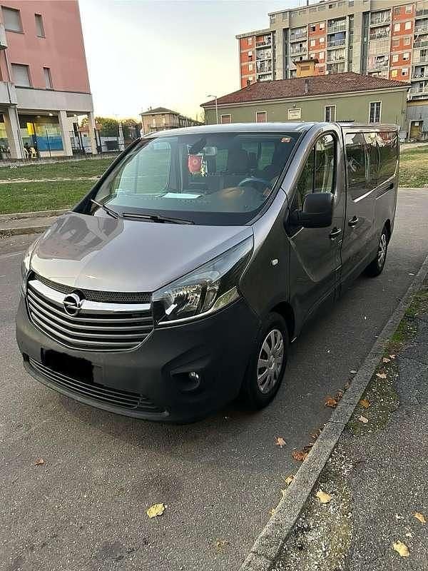 Occasion Opel Vivaro 145 ch (106 kW) 2017 Gris Monospace