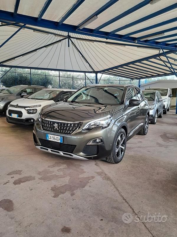 Usata Peugeot 3008 Allure 130 CV (95 kW) 2020 Grigio SUV