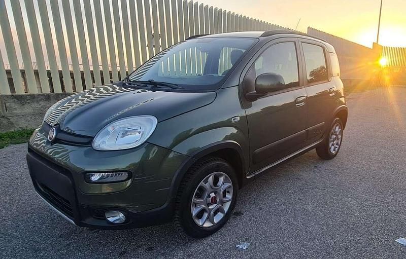 Usata Fiat Panda 4x4 75 CV (55 kW) 2015 Utilitaria
