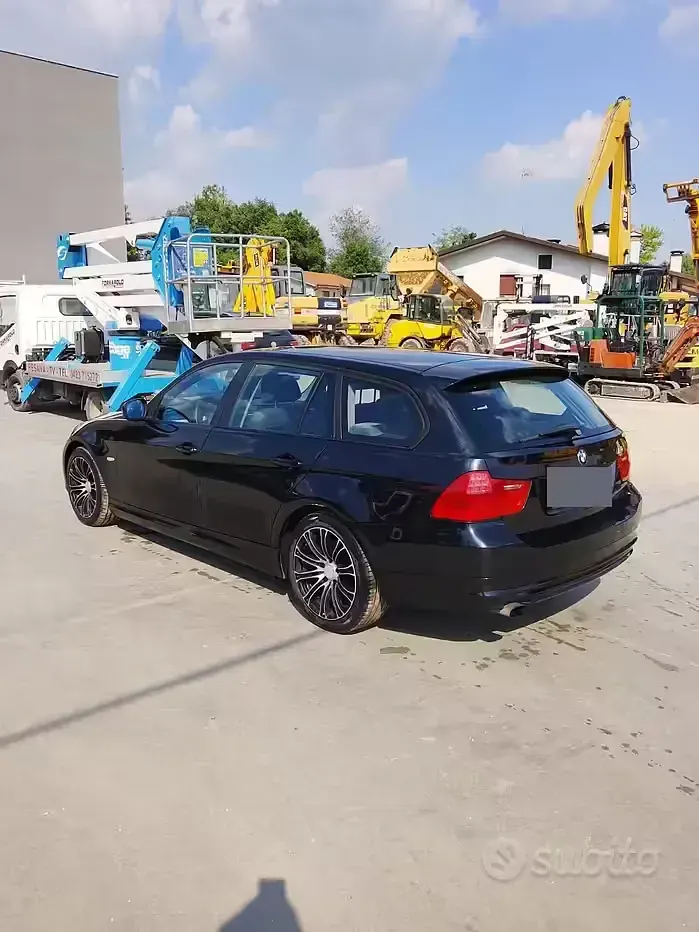 Usata BMW 318 143 CV (105 kW) 2009 Station wagon