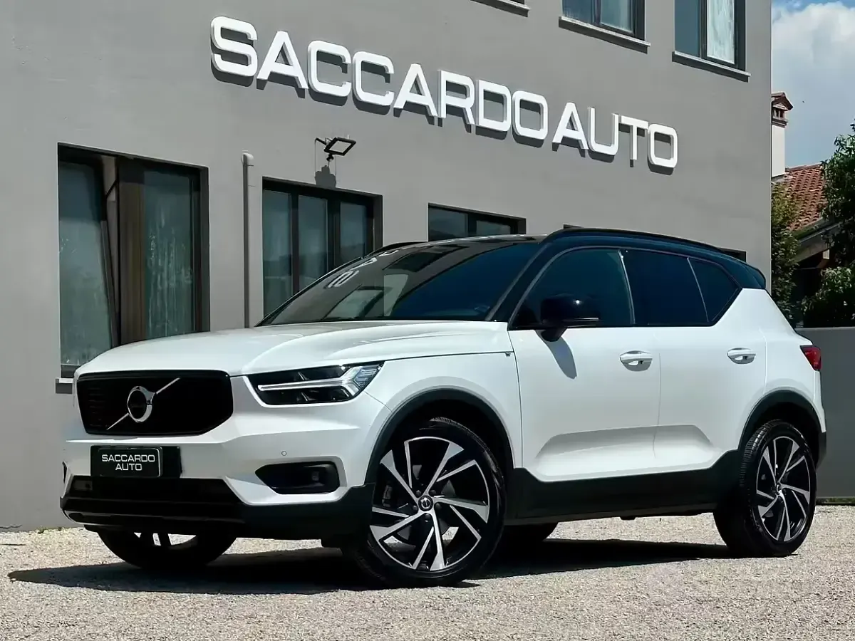 Usata Volvo XC40 R-Design 190 CV (139 kW) 2019 Bianco SUV