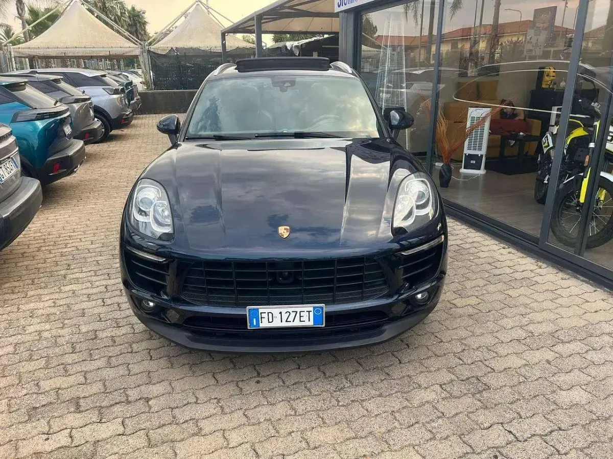 Usata Porsche Macan 250 CV (183 kW) 2016 Blu/azzurro SUV