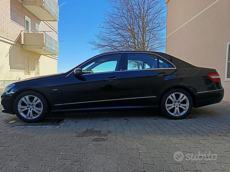 Usata Mercedes E220 Avantgarde 2013 Nero Berlina