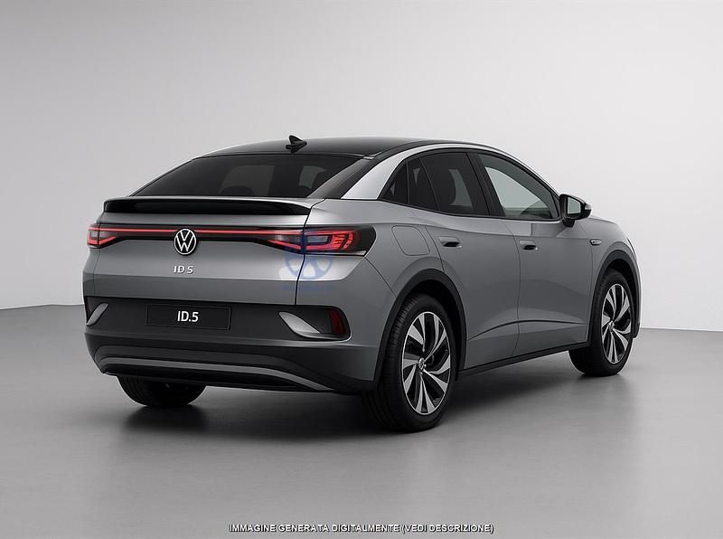 Usata VW ID.5 Pro Performance 150 kW (204 CV) 2023 Grigio SUV