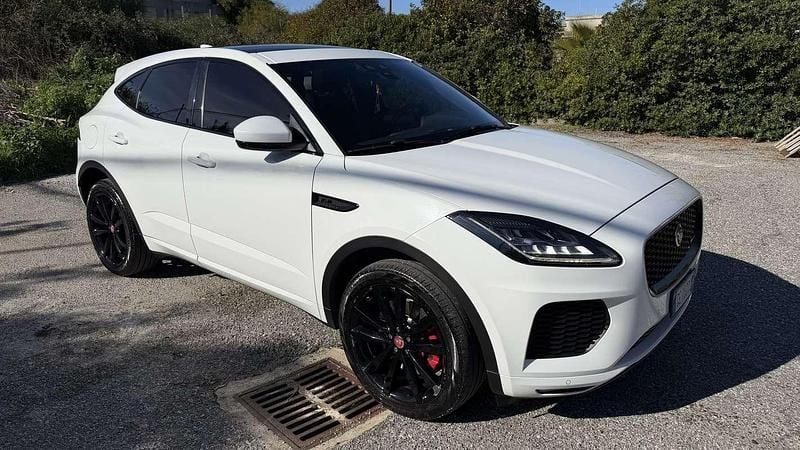 Usata Jaguar E-Pace R-Dynamic 150 CV (110 kW) 2021 Bianco SUV