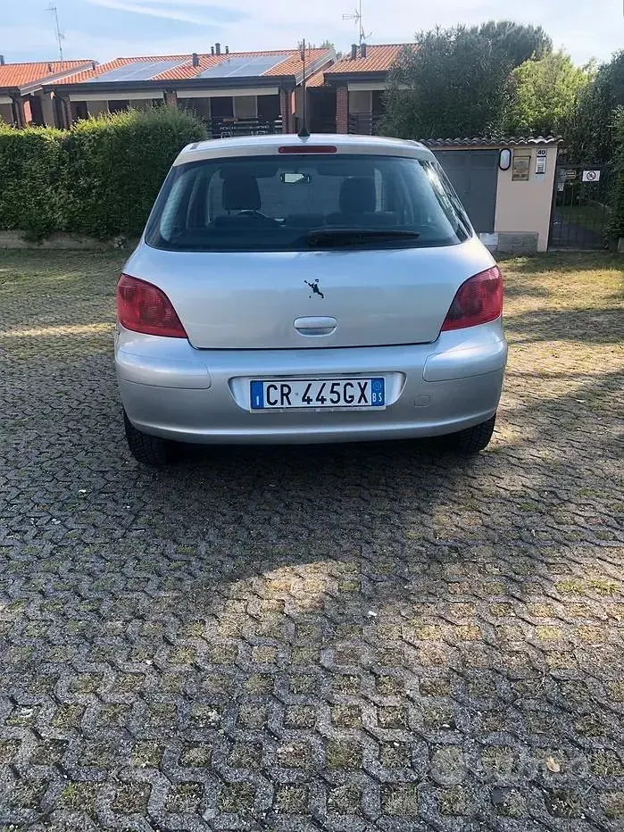Usata Peugeot 307 68 CV (50 kW) 2004 Grigio Berlina