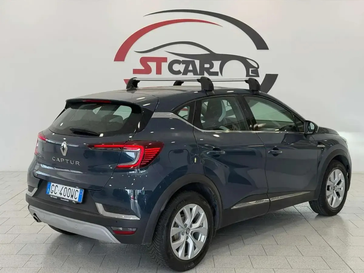 Usata Renault Captur Intens 101 CV (74 kW) 2020 Blu/azzurro SUV