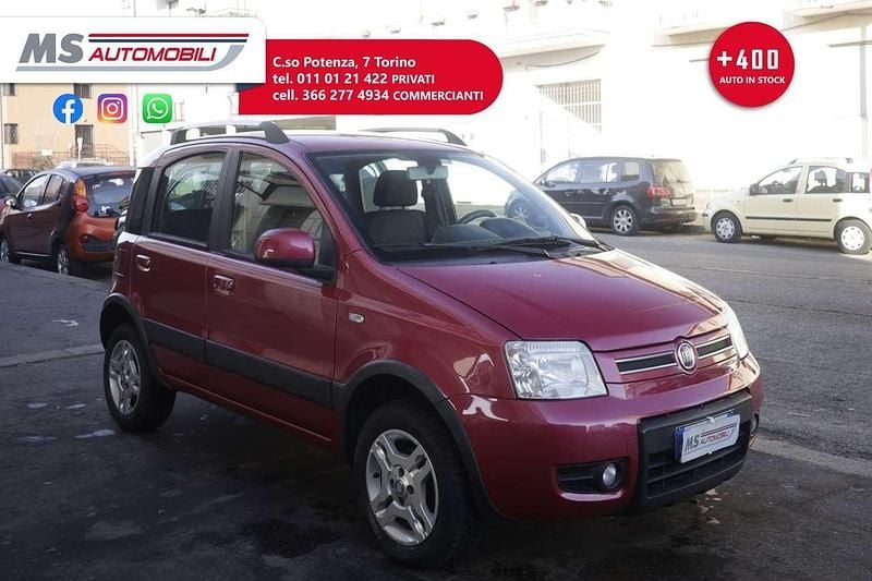 Viola Usata 2010 Fiat Panda Climbing Utilitaria | 4450 € (Buon prezzo) - Immagine 1/4