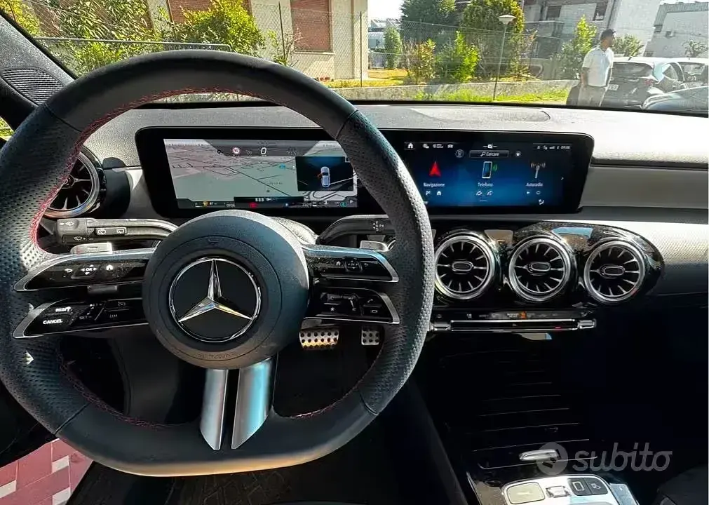 Usata Mercedes A180 Premium 116 CV (85 kW) 2025 Nero Berlina