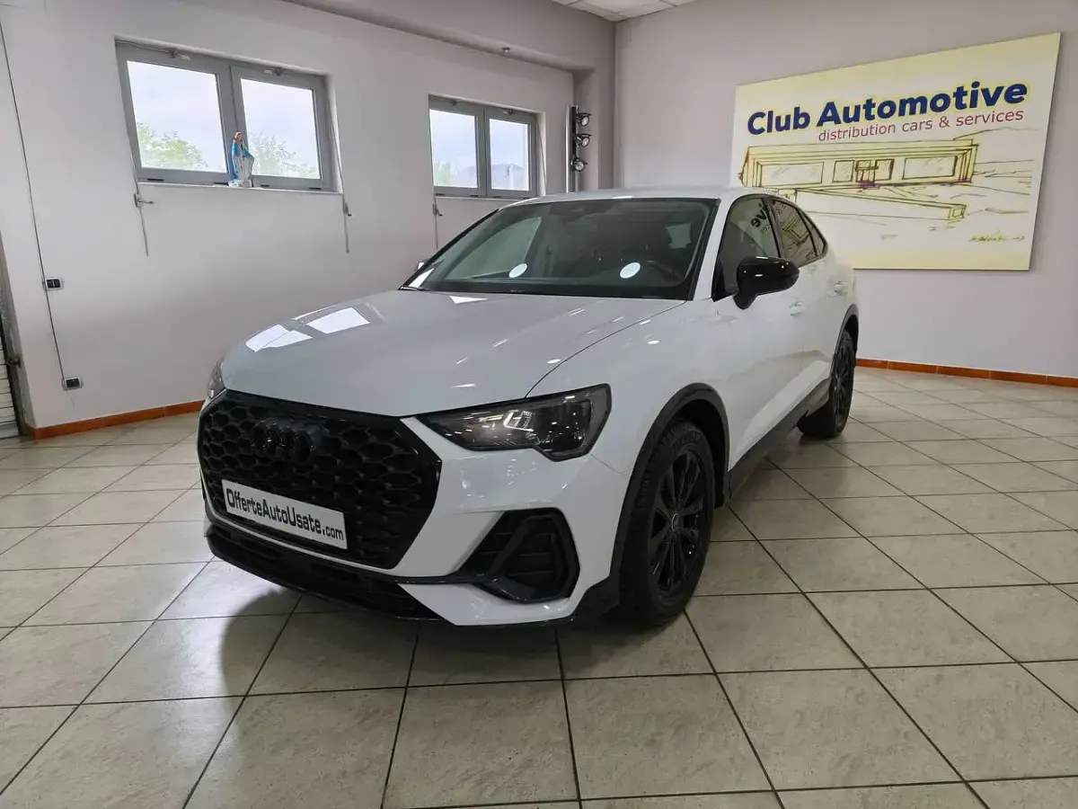 Usata Audi Q3 Sportback Business 150 CV (110 kW) 2022 Bianco SUV