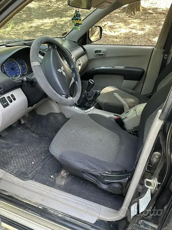 Usata Mitsubishi L200 Invite 136 CV (100 kW) 2008 Pick-up