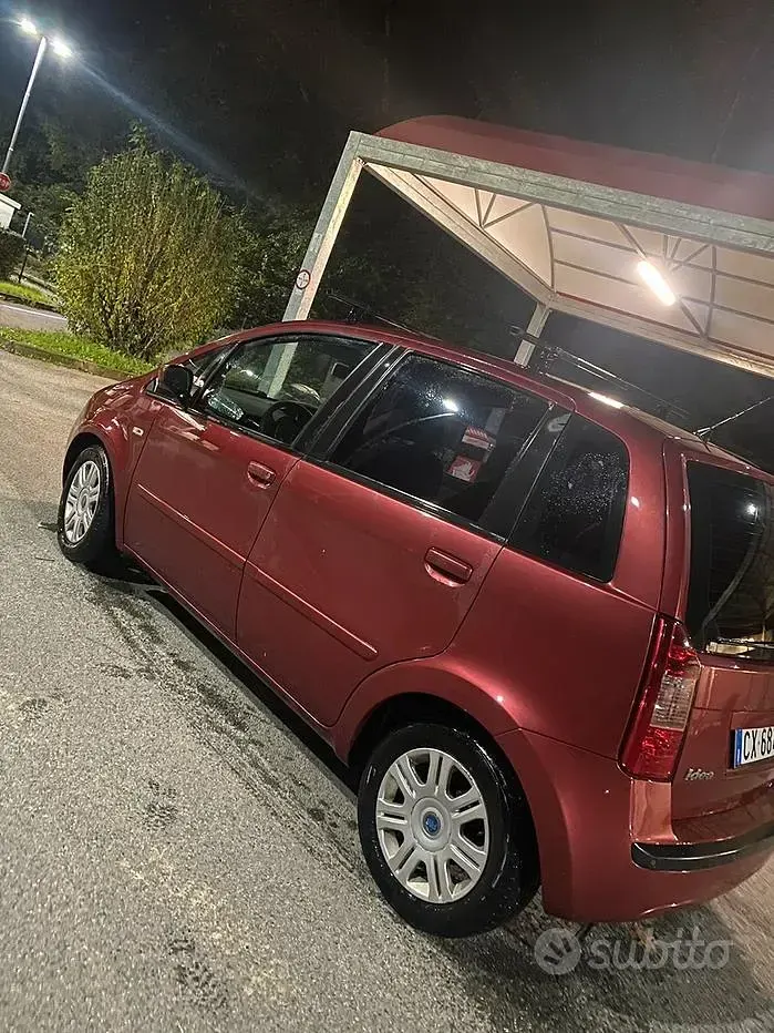 Usata Fiat Idea 69 CV (50 kW) 2005 Monovolume