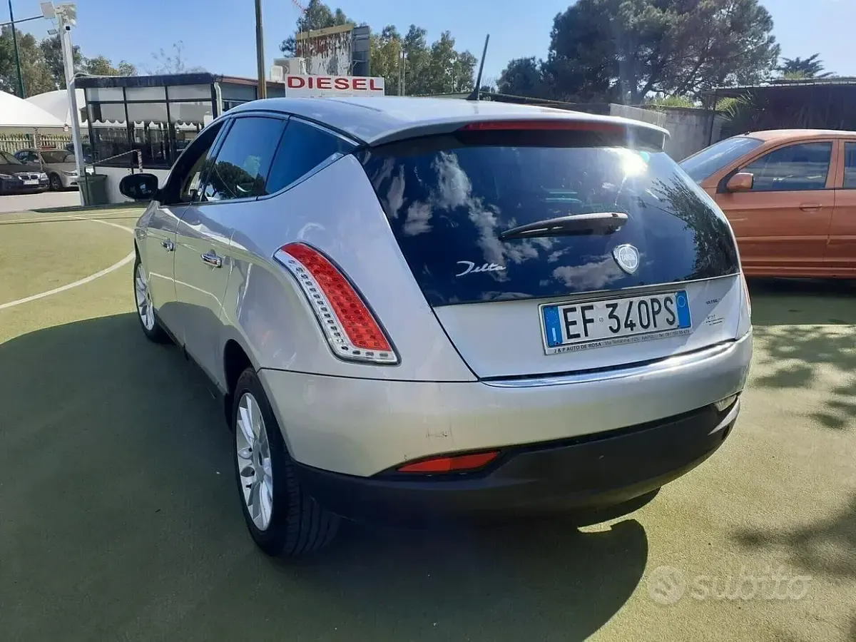Usata Lancia Delta S 120 CV (88 kW) 2010 Bianco Utilitaria