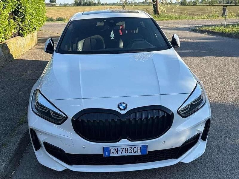 Usata BMW 116 M Sport 109 CV (80 kW) 2023 Bianco Utilitaria