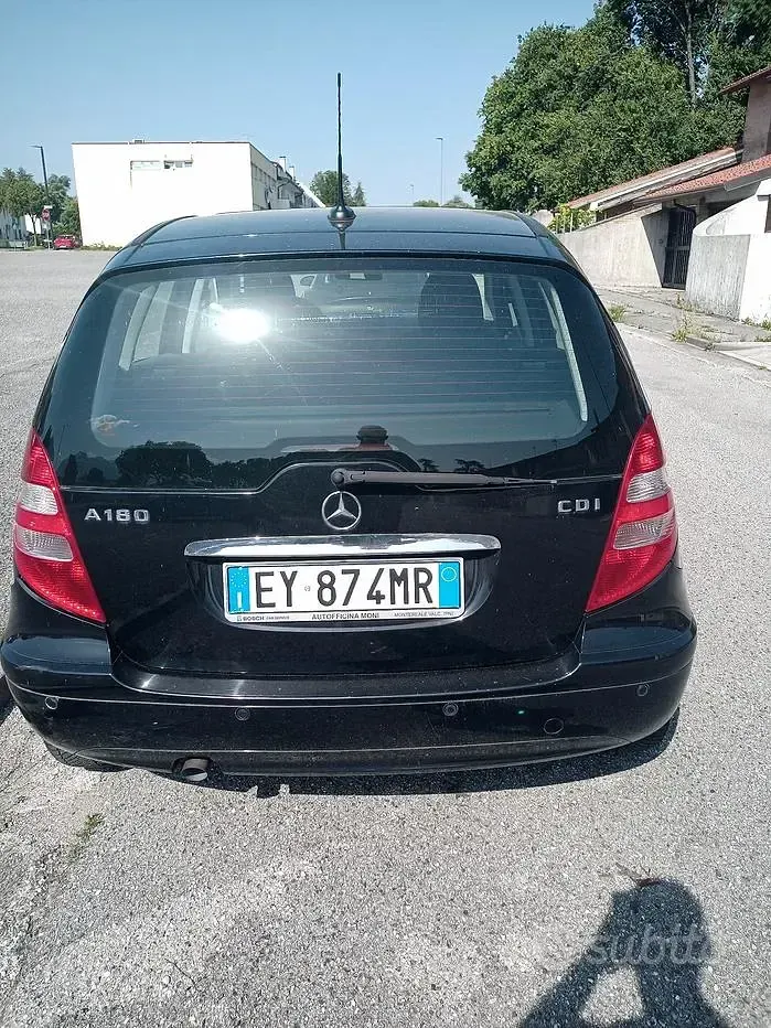 Usata Mercedes 180 109 CV (80 kW) 2007 Nero Berlina