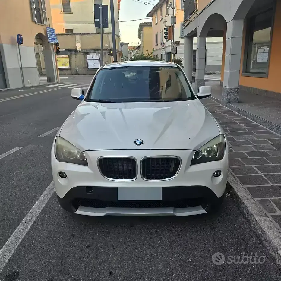 Usata BMW X1 143 CV (105 kW) 2011 Bianco SUV