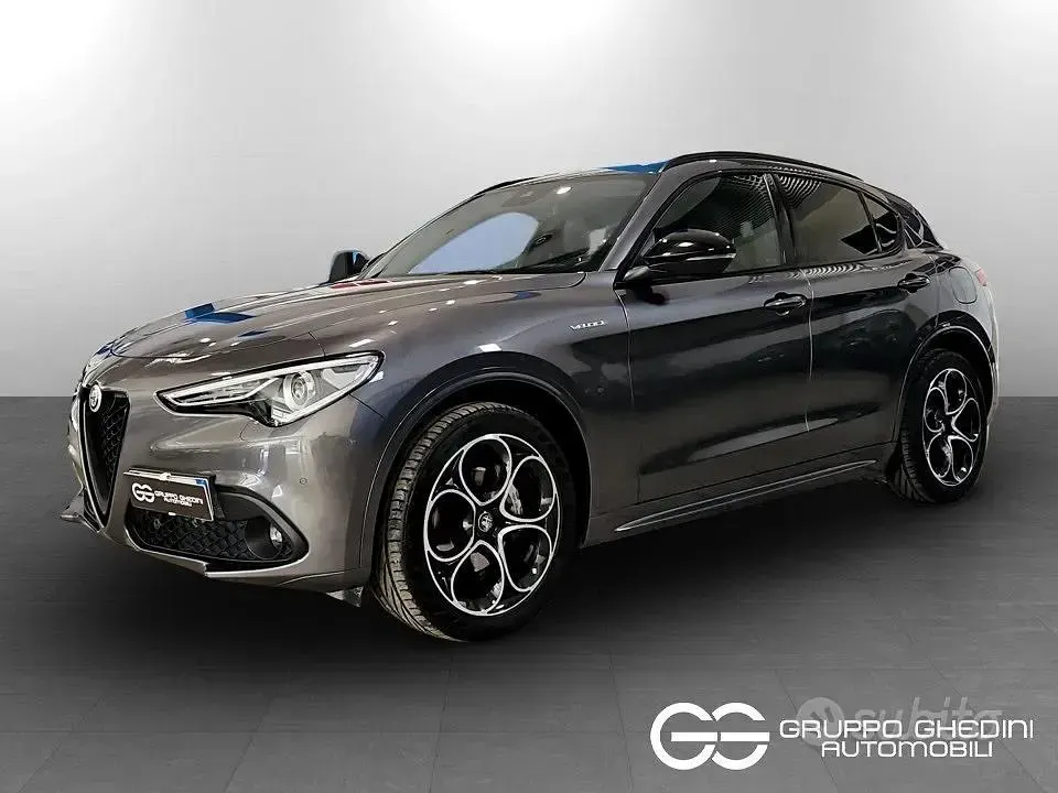 Usata Alfa Romeo Stelvio Veloce 210 CV (154 kW) 2022 Grigio SUV