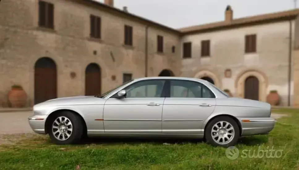 Usata Jaguar XJ 238 CV (175 kW) 2003 Berlina