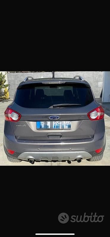 Usata Ford Kuga Titanium 163 CV (119 kW) 2012 Verde SUV