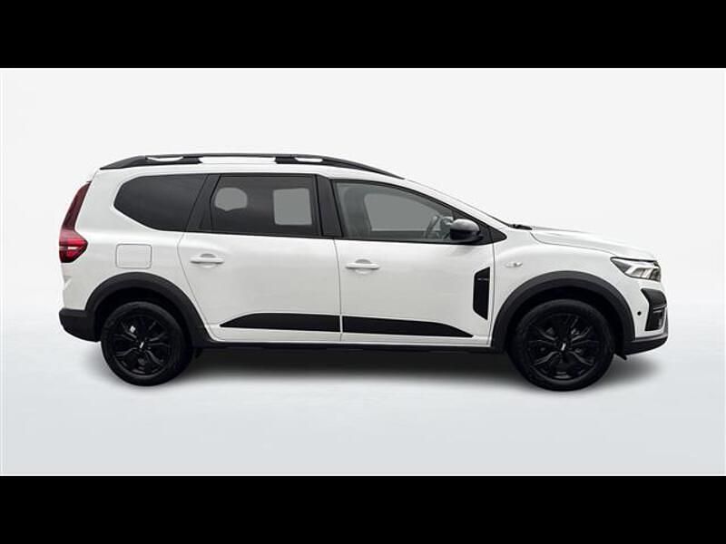 Usata Dacia Jogger Extreme 100 CV (73 kW) 2023 Bianco Monovolume