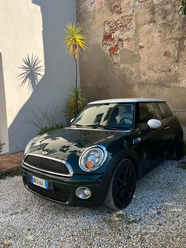 Usata Mini Cooper D 2008 Verde Utilitaria