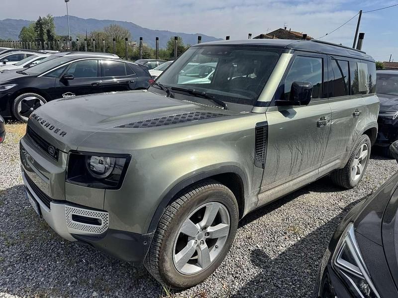 Gebraucht Land Rover Defender First Edition 241 PS (177 kW) 2020 Grün SUV