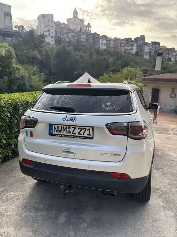 Usata Jeep Compass Limited 140 CV (102 kW) 2017 SUV