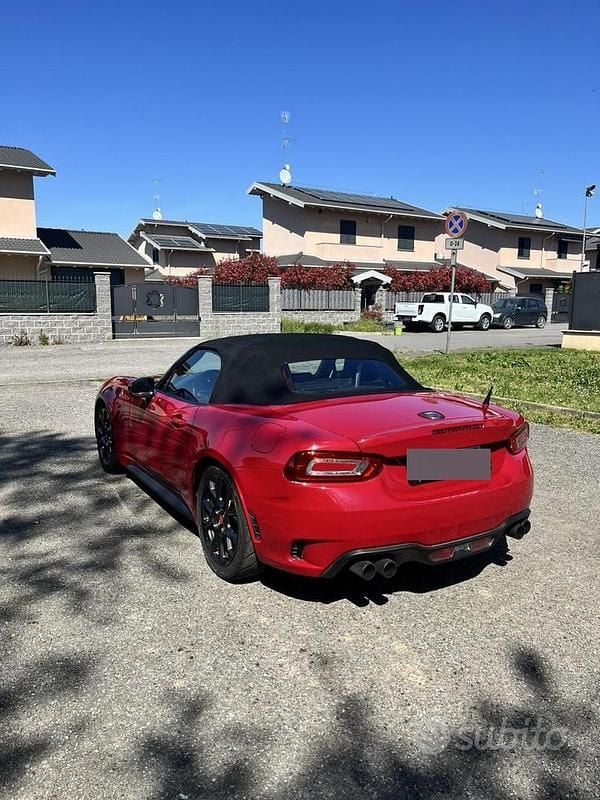 Usata Abarth 124 Spider 170 CV (125 kW) 2019 Rosso Cabrio