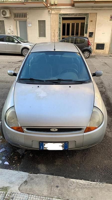 Usata Ford Ka 60 CV (44 kW) 2002 Grigio Utilitaria