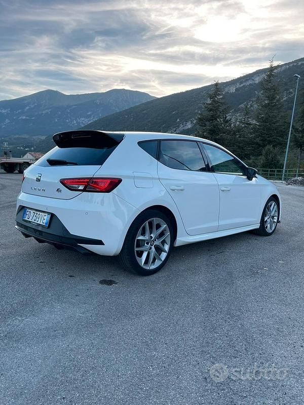 Usata Seat Leon FR 184 CV (135 kW) 2016