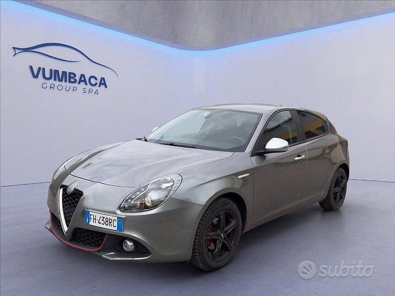 Usata Alfa Romeo Giulietta Super 120 CV (88 kW) 2017 Grigio Utilitaria