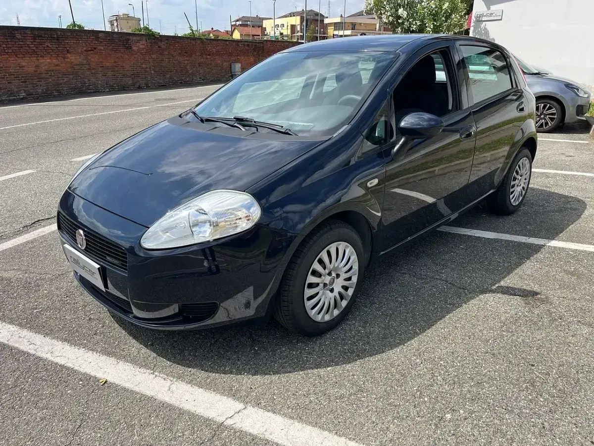 Usata Fiat Punto 75 CV (55 kW) 2011 Utilitaria