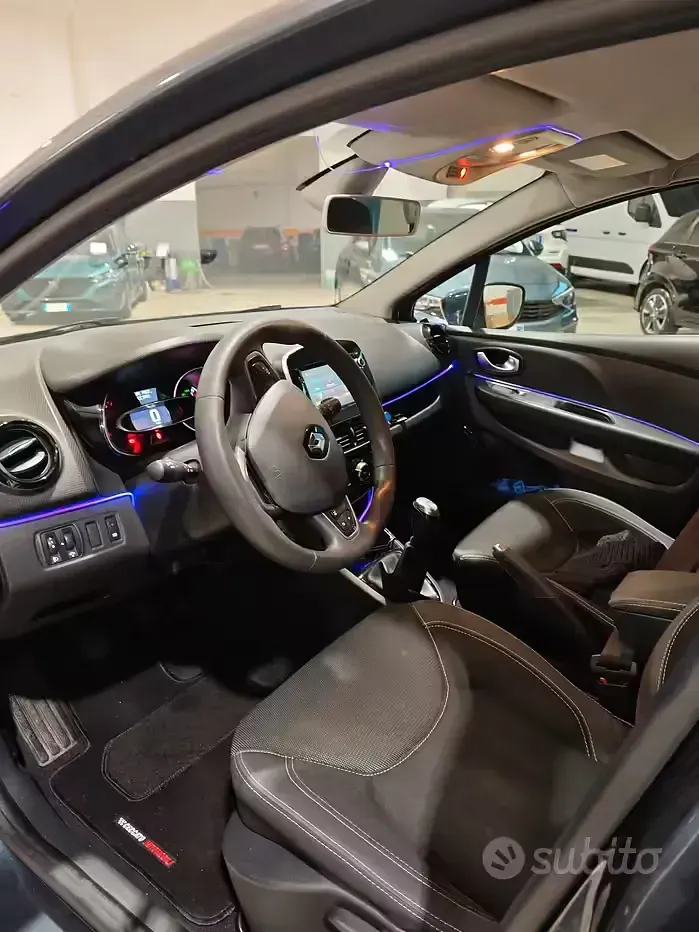 Usata Renault Clio 90 CV (66 kW) 2018 Grigio Station wagon