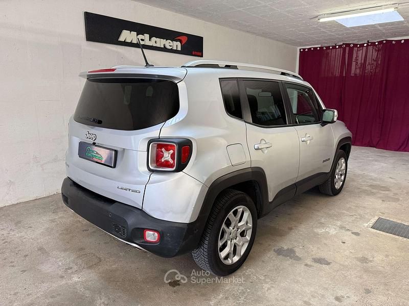 Usata Jeep Renegade Limited 140 CV (102 kW) 2016 Argento SUV