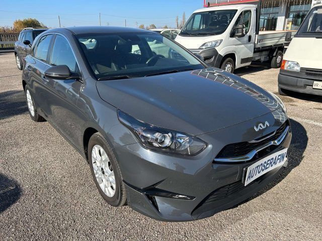Grigio Usata 2022 Kia Ceed GT GT-Line | 16.200 € - Immagine 1/3