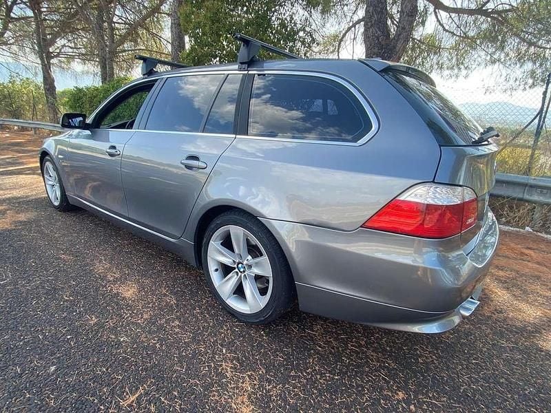 Usata BMW 530 193 CV (141 kW) 2009 Argento Station wagon