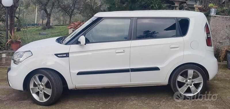 Usata Kia Soul 128 CV (94 kW) 2009 Bianco SUV