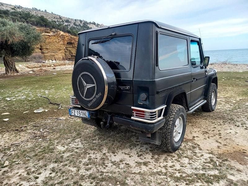 Usata Mercedes G230 90 CV (66 kW) 1989 Nero SUV