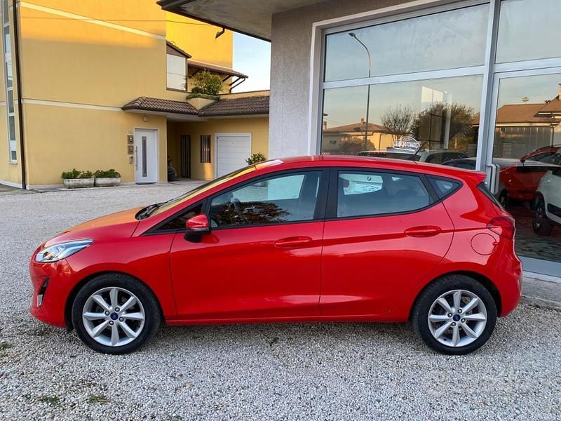 Usata Ford Fiesta Vignale 86 CV (63 kW) 2018 Rosso Berlina