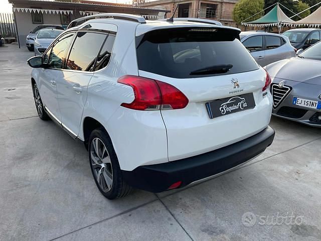 Usata Peugeot 2008 Allure 92 CV (67 kW) 2014 Bianco SUV