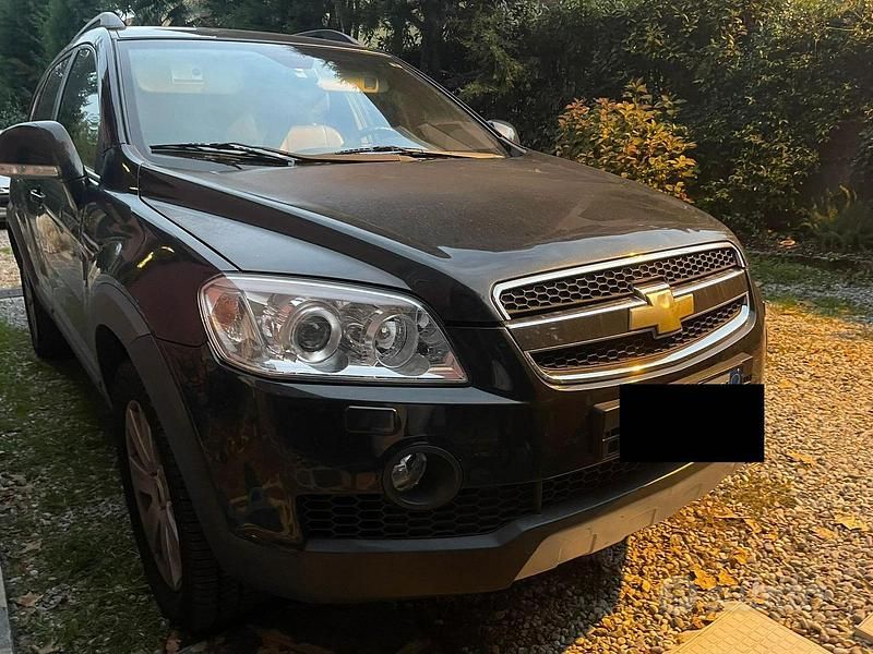 Usata Chevrolet Captiva 2009 Nero SUV