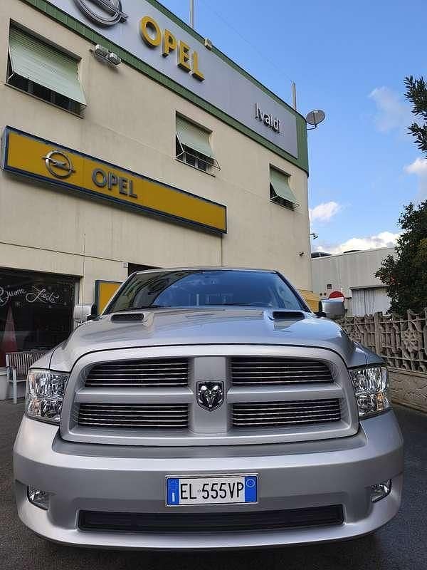 Käytetty Dodge Ram 396 HP (291 kW) 2012 Nouto